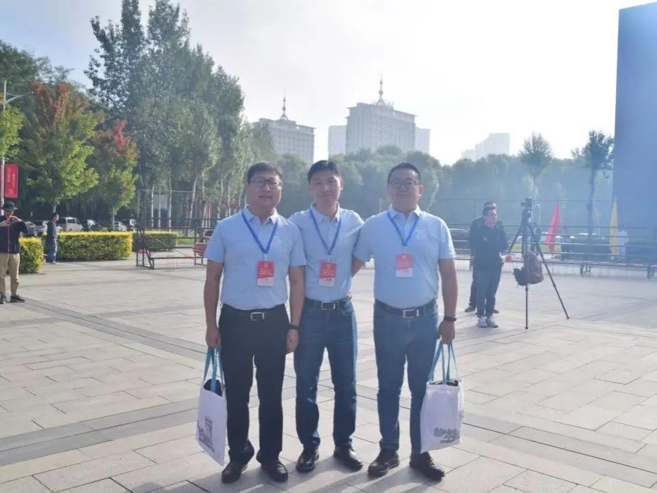 公司举办系列活动庆祝建院30周年